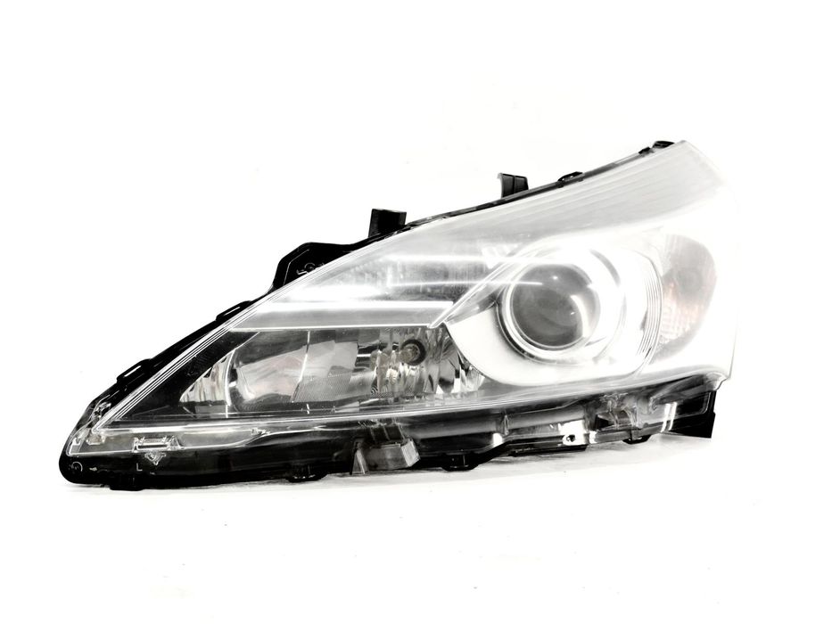 Фара передня ліва TOYOTA VERSO WAR20 2012-2018 (81150-0F151-00) 81170-