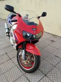 Honda CBR 900 RR