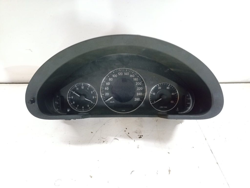 Licznik Mercedes E klasa W211 2.7CDI A21154.07211