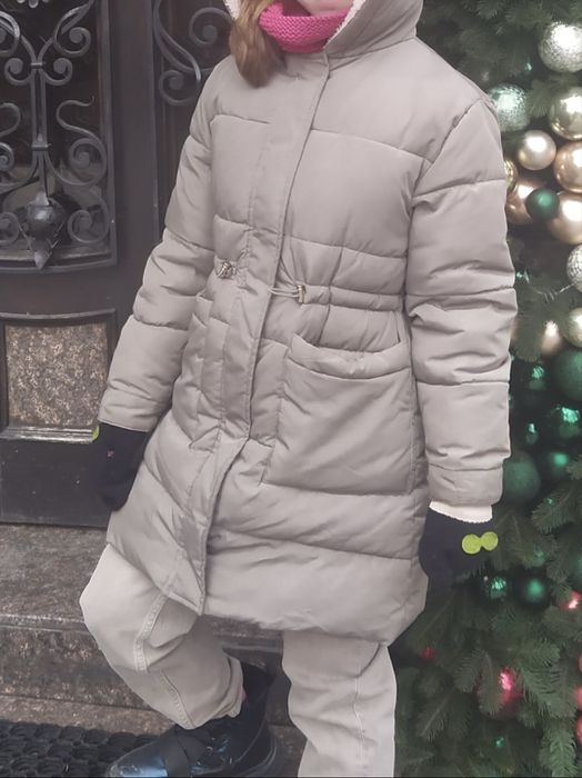 Зимова куртка, пальто Zara на дівчинку, розмір 140
