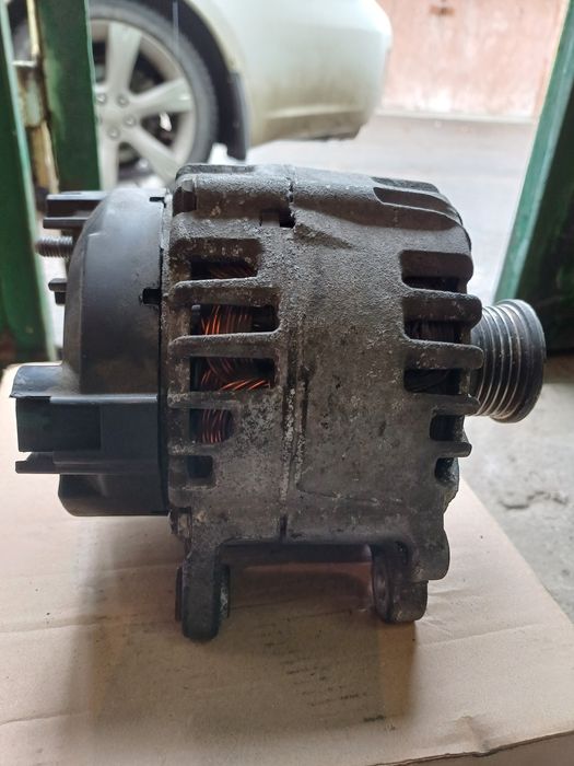 Генератор Фольксваген (180 ампер)
