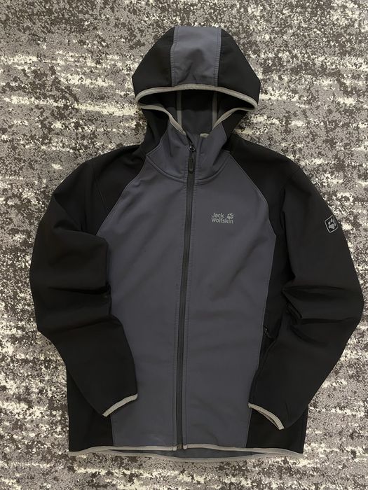 Куртка ветровка на флісі Jack wolfskin М-Л розмір сірого чорного