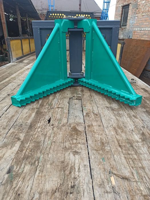 Корчеватель,викорчовувач,крокодил. На МТЗ,ЮМТ, JCB, Manitou, Class.