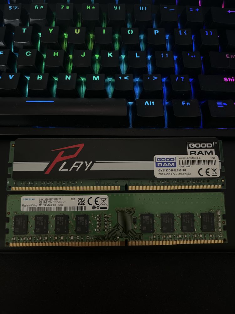 8 GB RAM 2x 4 GB DDR4 Good Ram i SAMSUNG