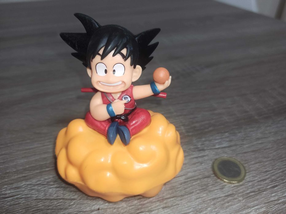 Boneco Songoku nuvem Dragon Ball