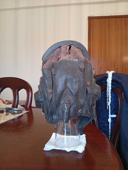 Capacete de piloto russo anos 70