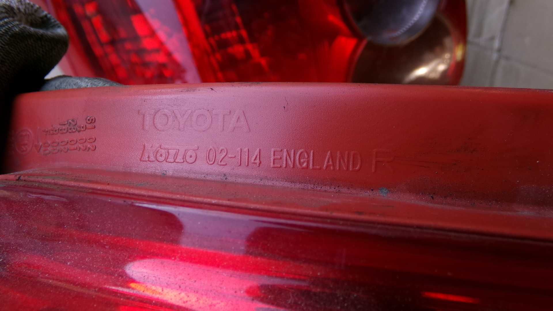 Lip55 Lampa prawa tylna toyota auris I prawy tył wysyłka