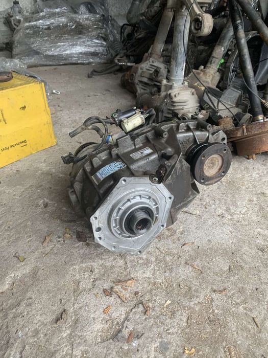 Роздатка Kia Sorento 47300 4c211