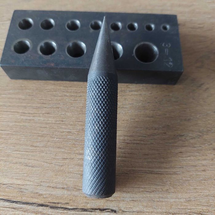 Kastownik okrągły jubilerski do oprawy kamieni