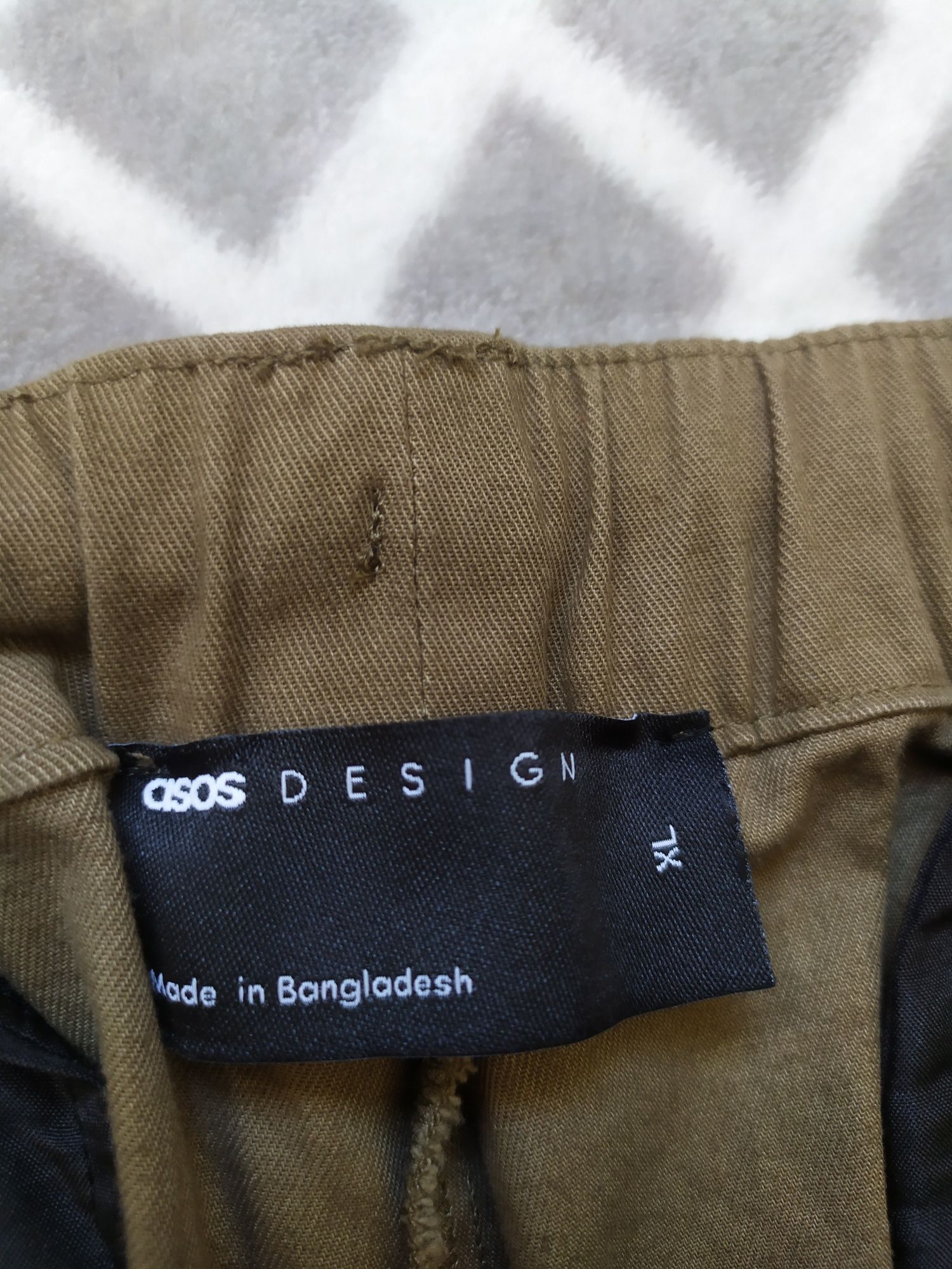 Spodnie męskie chinosy Asos Design XL