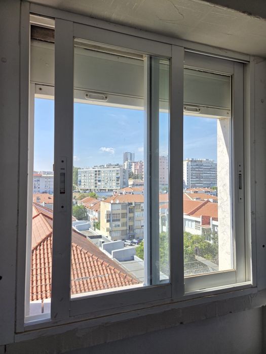 Janela de correr em Aluminio branco