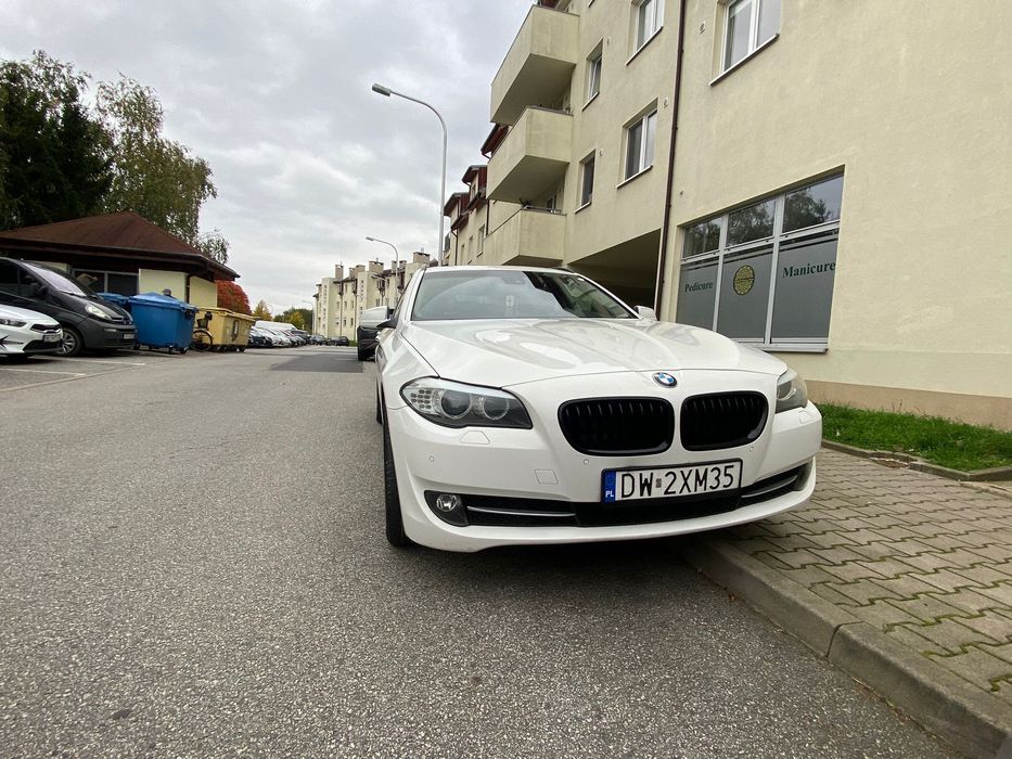 PIĘKNA  BMW F11 *biala*panorama*zadbana