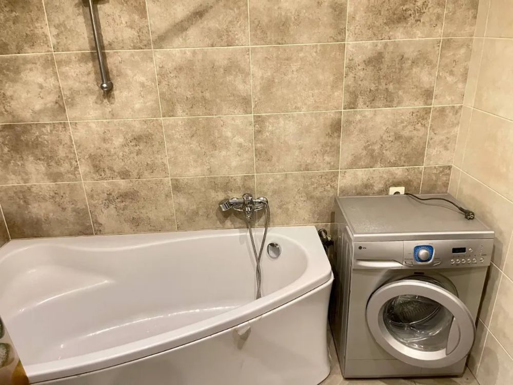 Сдам 1к квартиру в ЖК Піхтовий, Макарова, Робоча