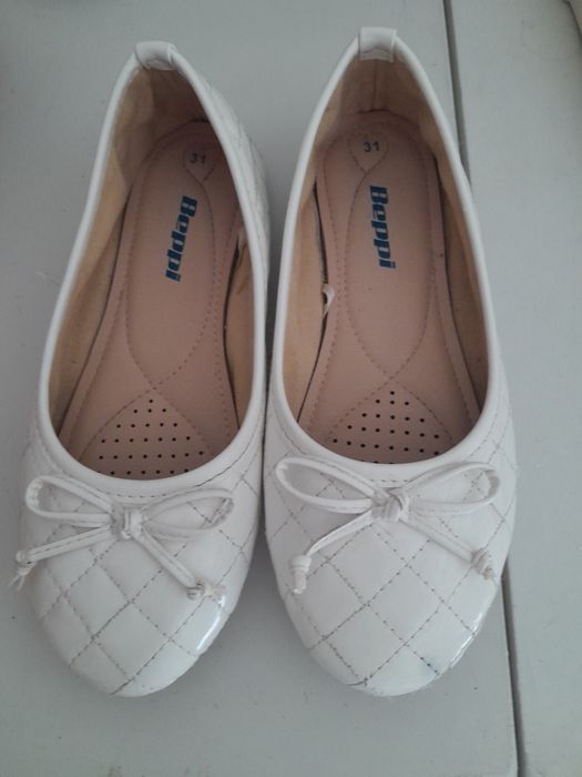 Sabrinas brancas da Beppi tam 31