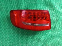 Lampa lewa Tył tylna LED AUDI A4 B8 Avant Kombi 8K9.945.095B