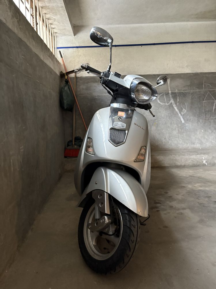 Znen 125cc cinzento