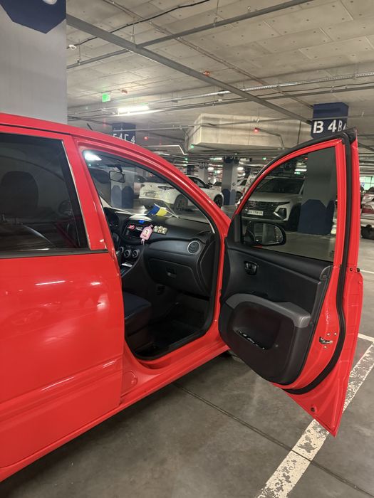 Hyundai i10 2012 автомат