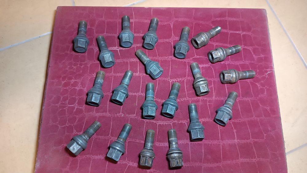 Śruby szpilki do Citroen C5 III X7 do stalowych 5x108 20szt.