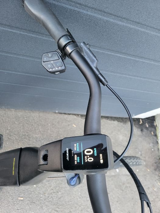 Електровелосипед Giant