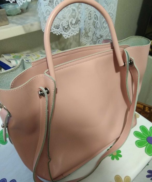 Жіноча шкіряна сумка