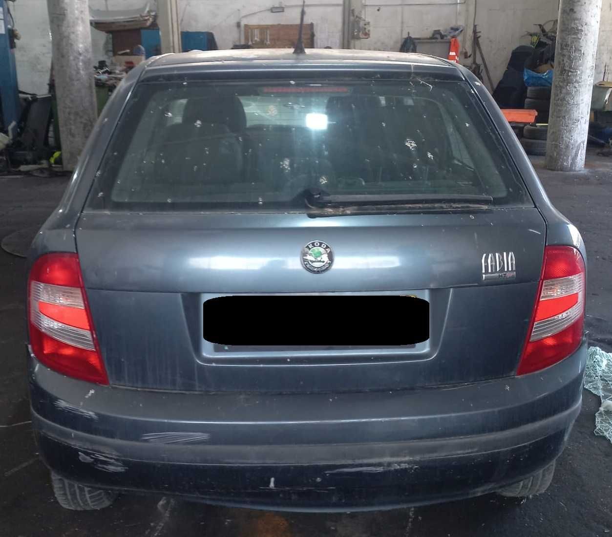 Skoda Fabia para peças