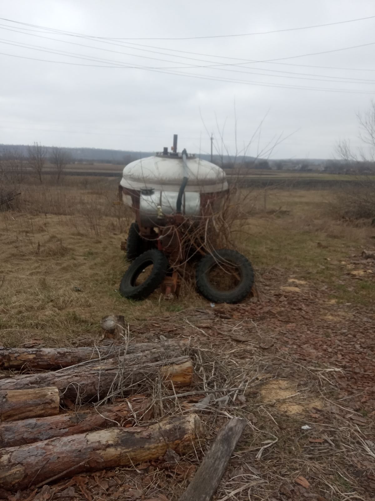 Продам бадью із нержавіючої сталі, оприскувач та колеса