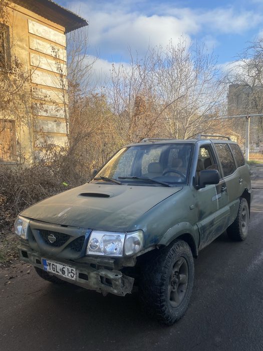 Продам Ниссан Террано 2 2.7td