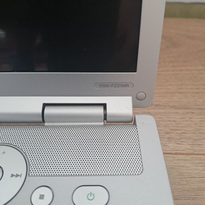Ноутбук Sony VAIO VGN-FZ21MR  Intel core 2 duo 2.0, ОЗУ 3gb, hdd 160gb