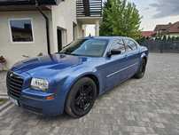 Chrysler 300c 2,7V6 200km  Stan idealny