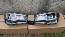Фара Subaru Forester 84001SJ070 84001SJ060 бампер решітка туманка