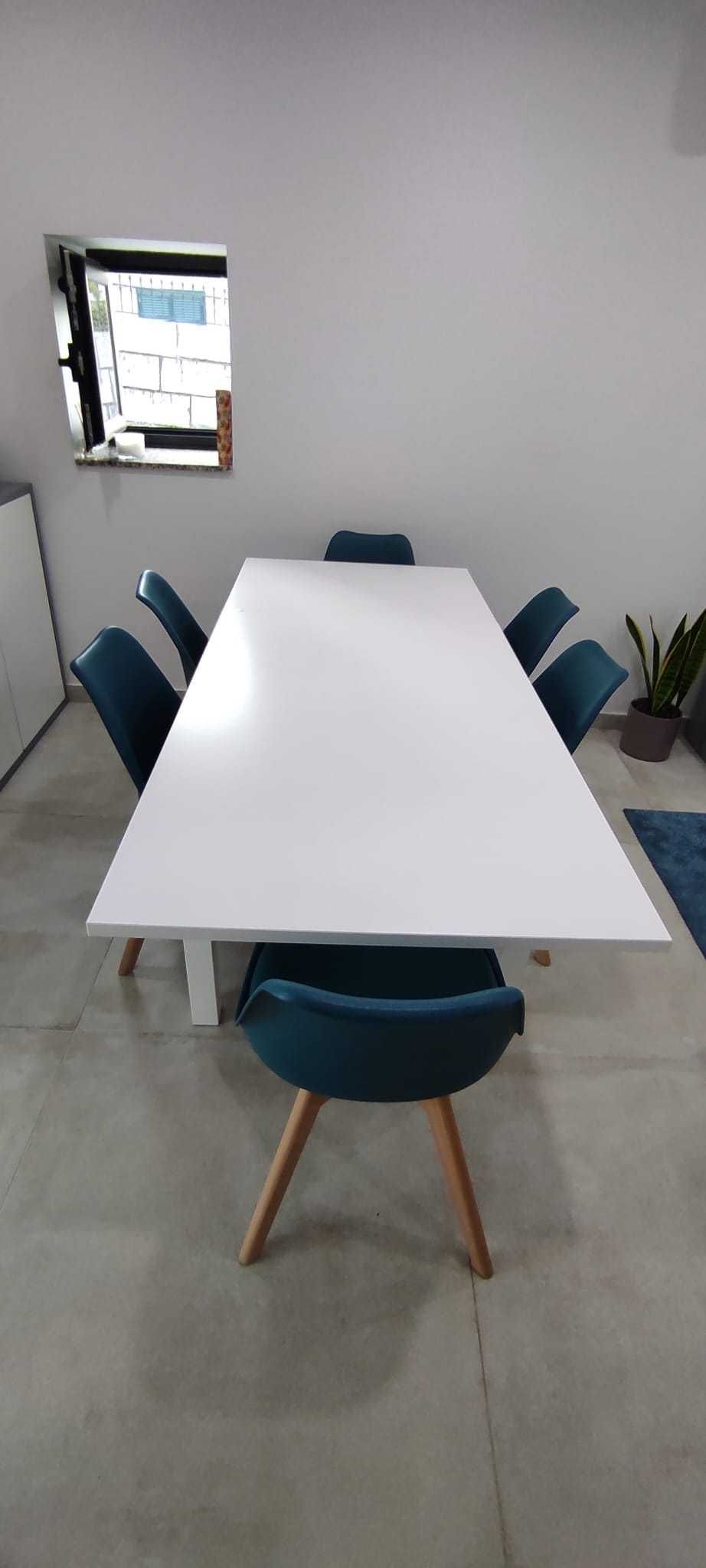 Conjunto Mesa jantar e Cadeiras