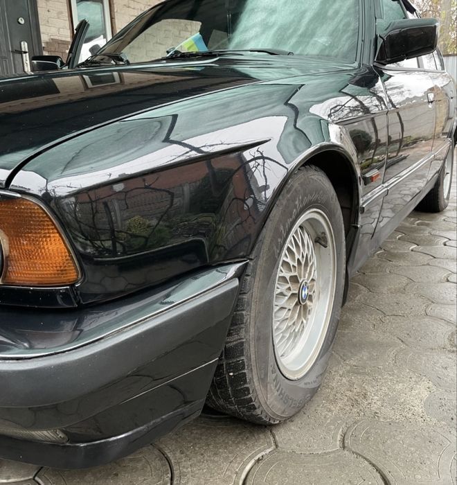 BMW 5 series E34 520i