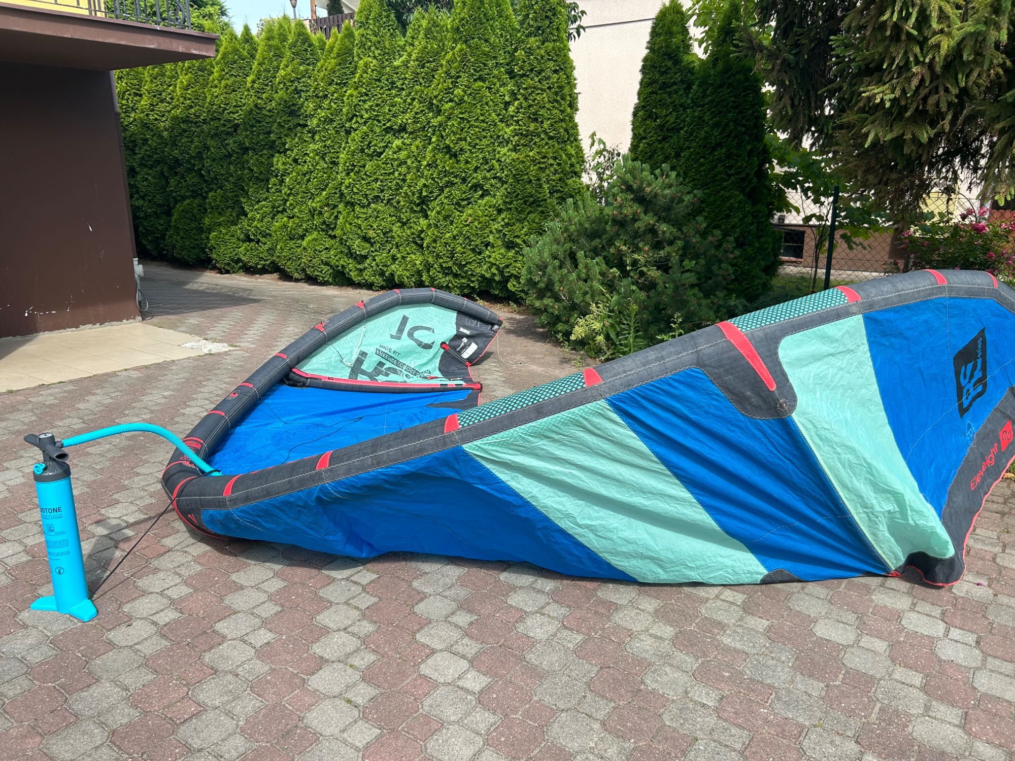 Eleveight RS 10m Kitesurfing