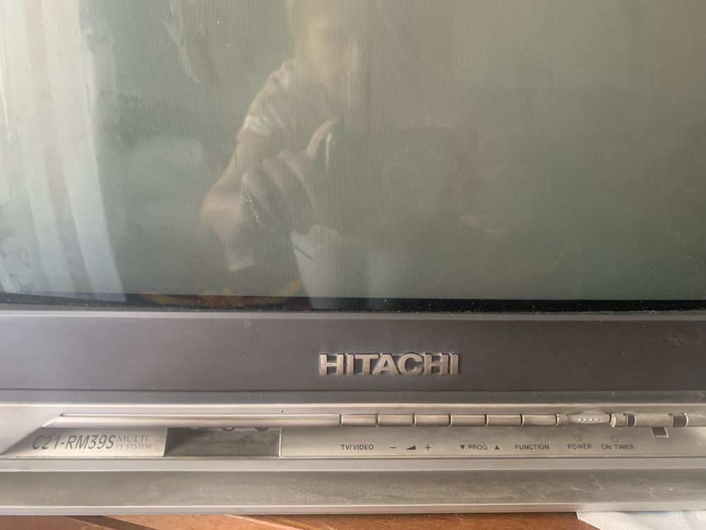 Телевір Hitachi робочий