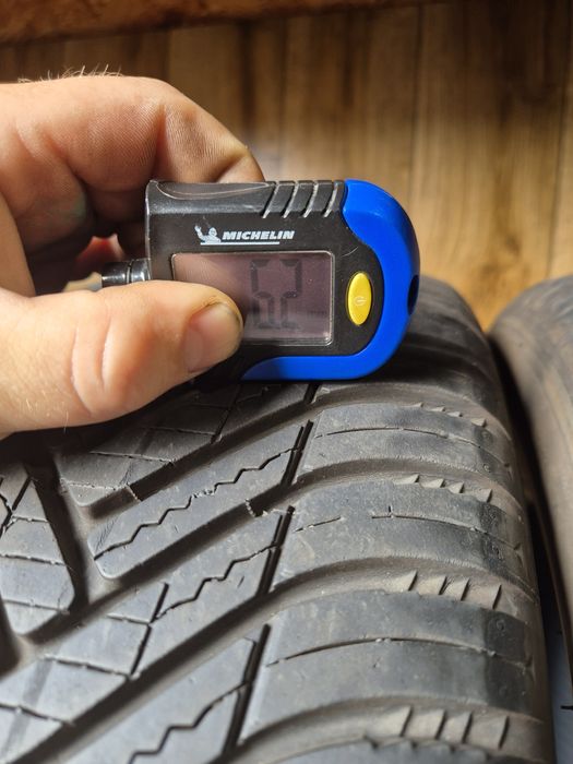 195/65/15 Hankook Para Całoroczne 6mm 23r