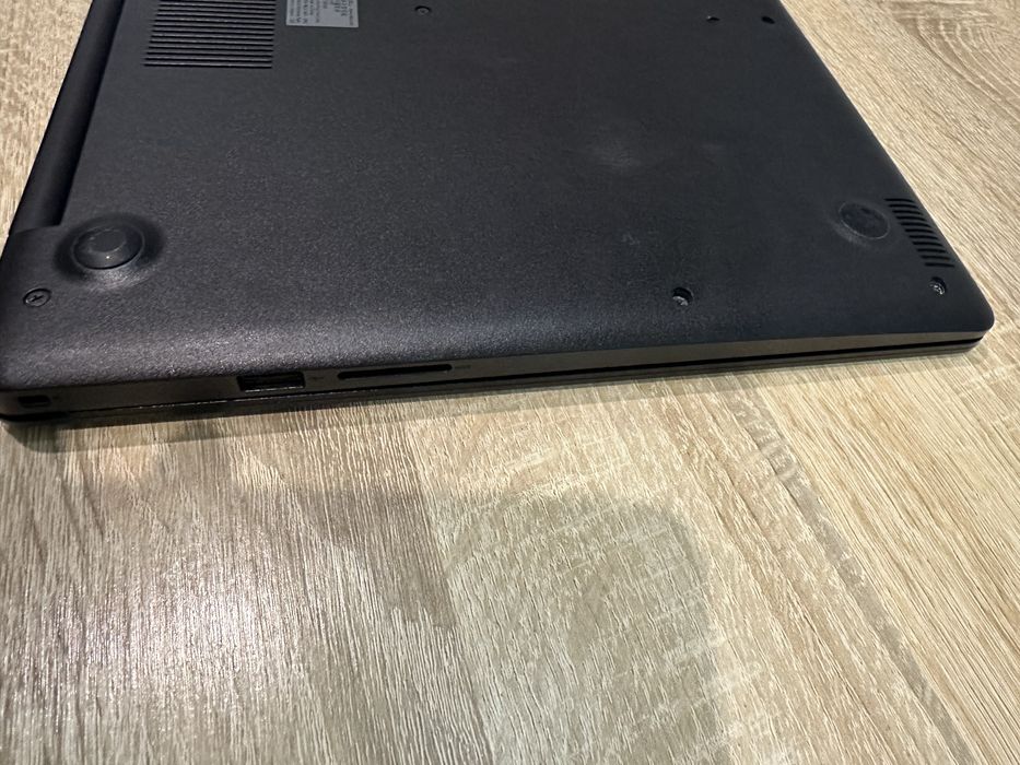 Ноутбук Dell Inspiron 3584