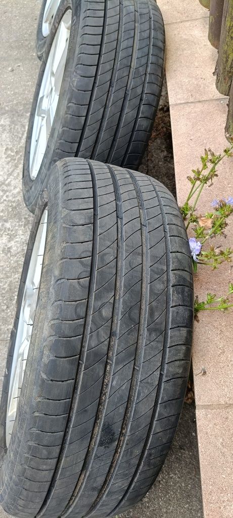 Koła felgi 17/.   16 rozstaw śrub 5/100