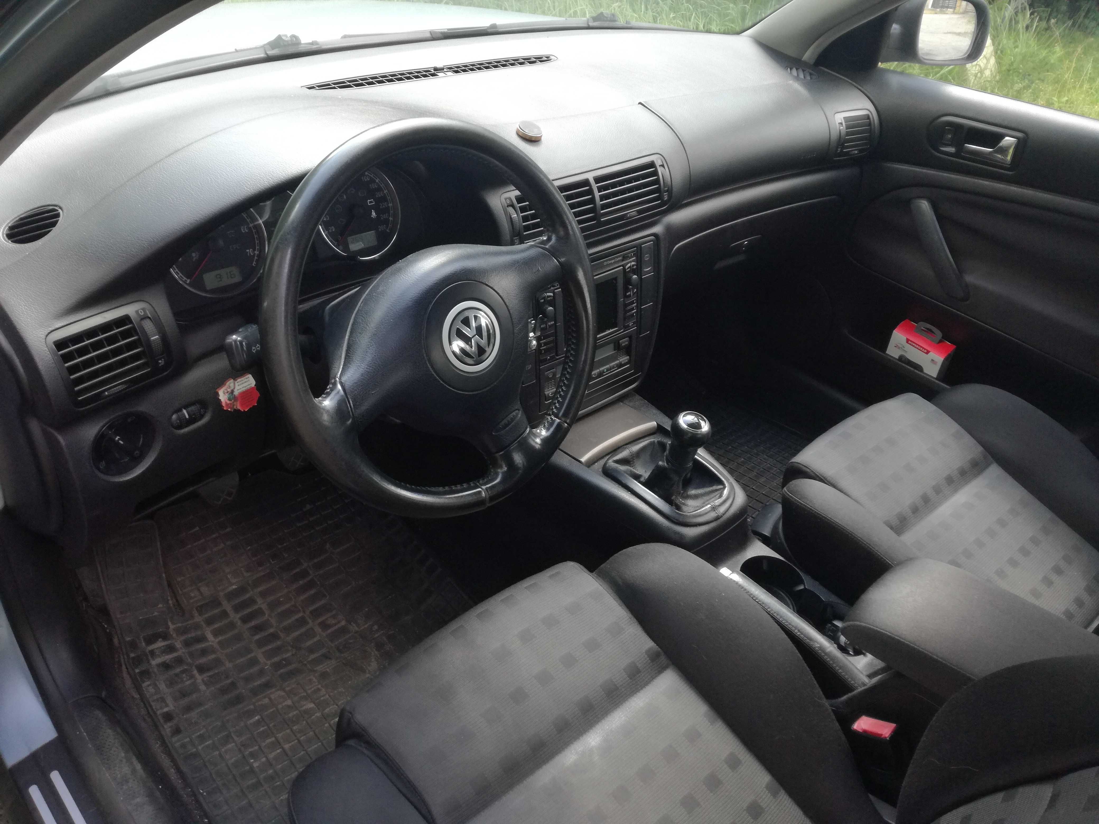 Ładny VW Passat 2.0 benz.klima sedan nowe opony opłaty do 11.12.25