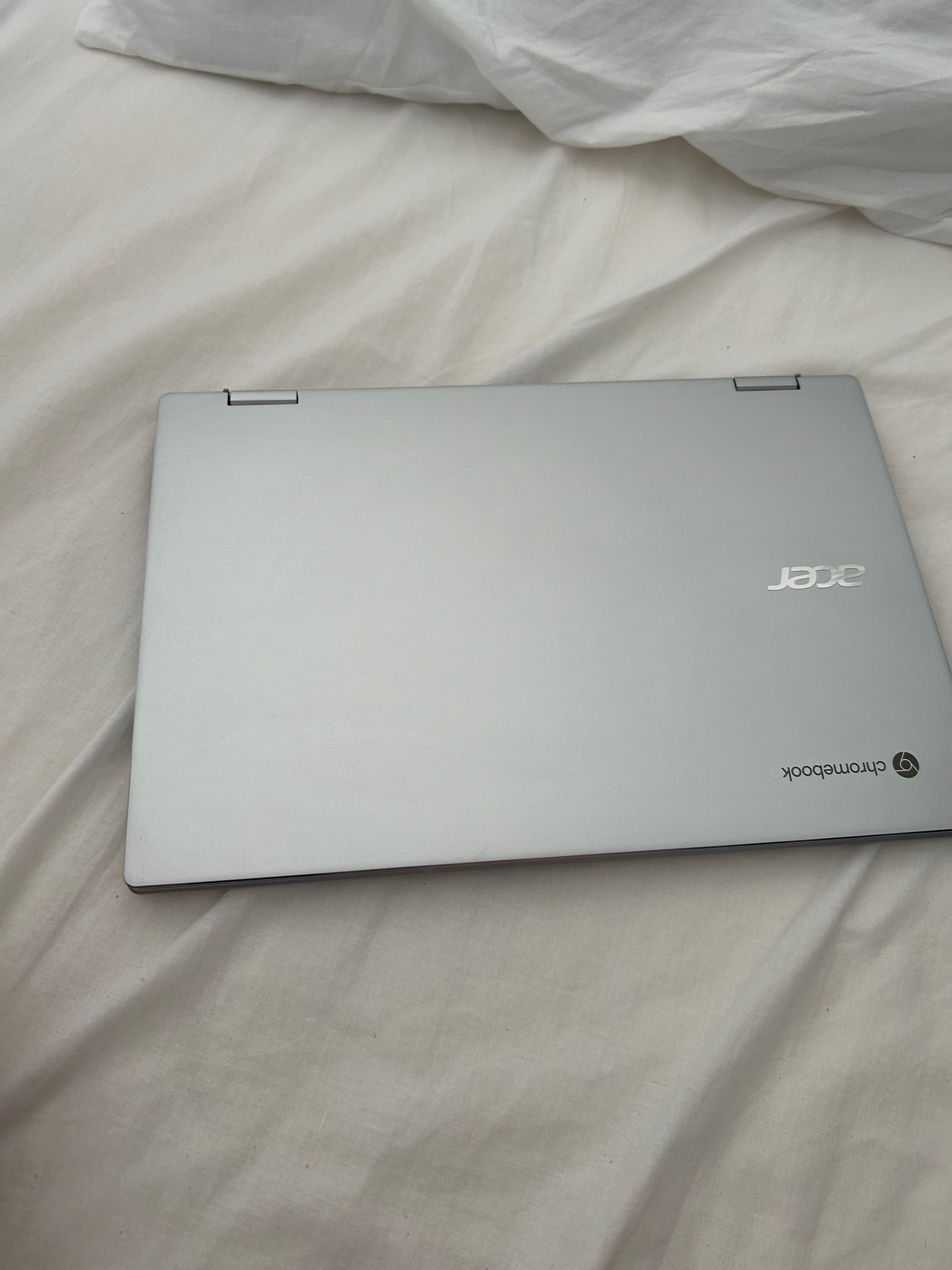 Chromebook ( sem marcas de uso )