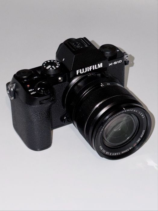 Fujifilm X-S10 18-55mm OIS, Bardzo Dobry