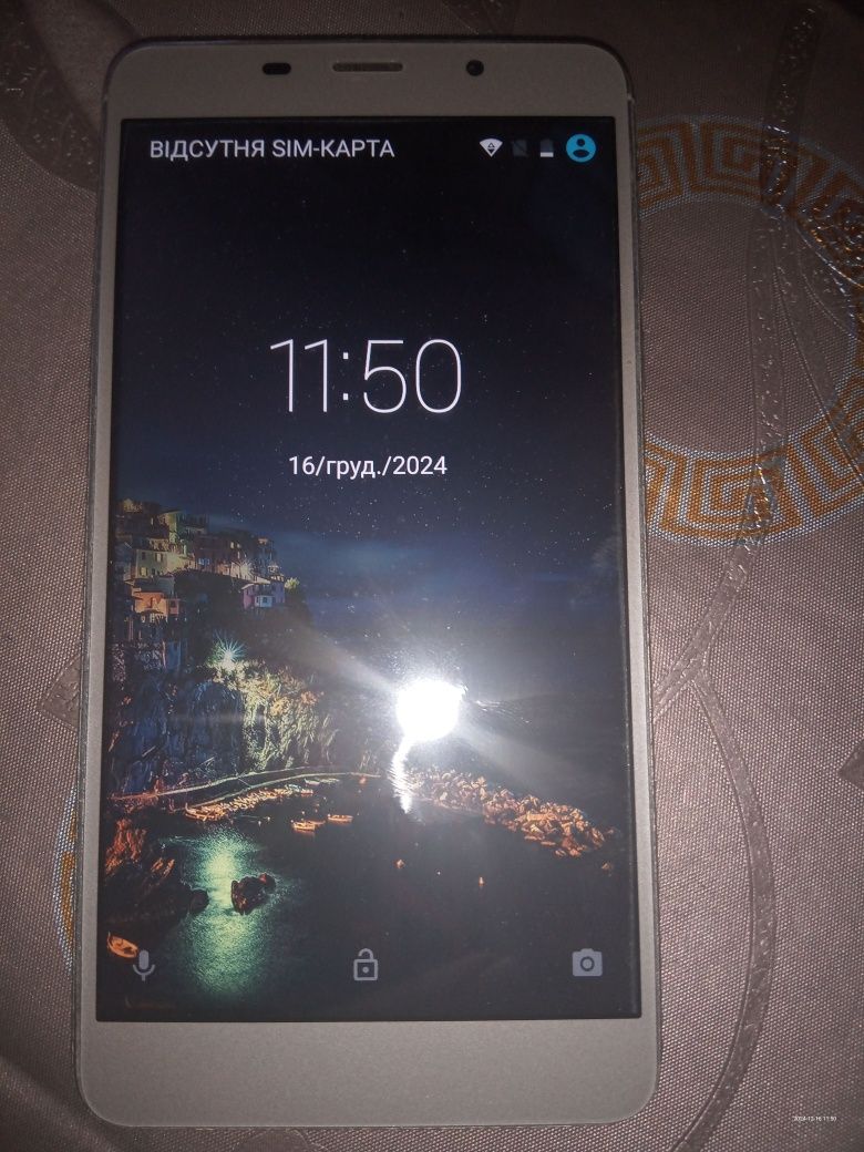 Leagoo M8 gold робочий