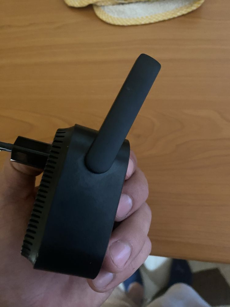 Ретранслятор Xiaomi Mi WiFi Range Extender Pro