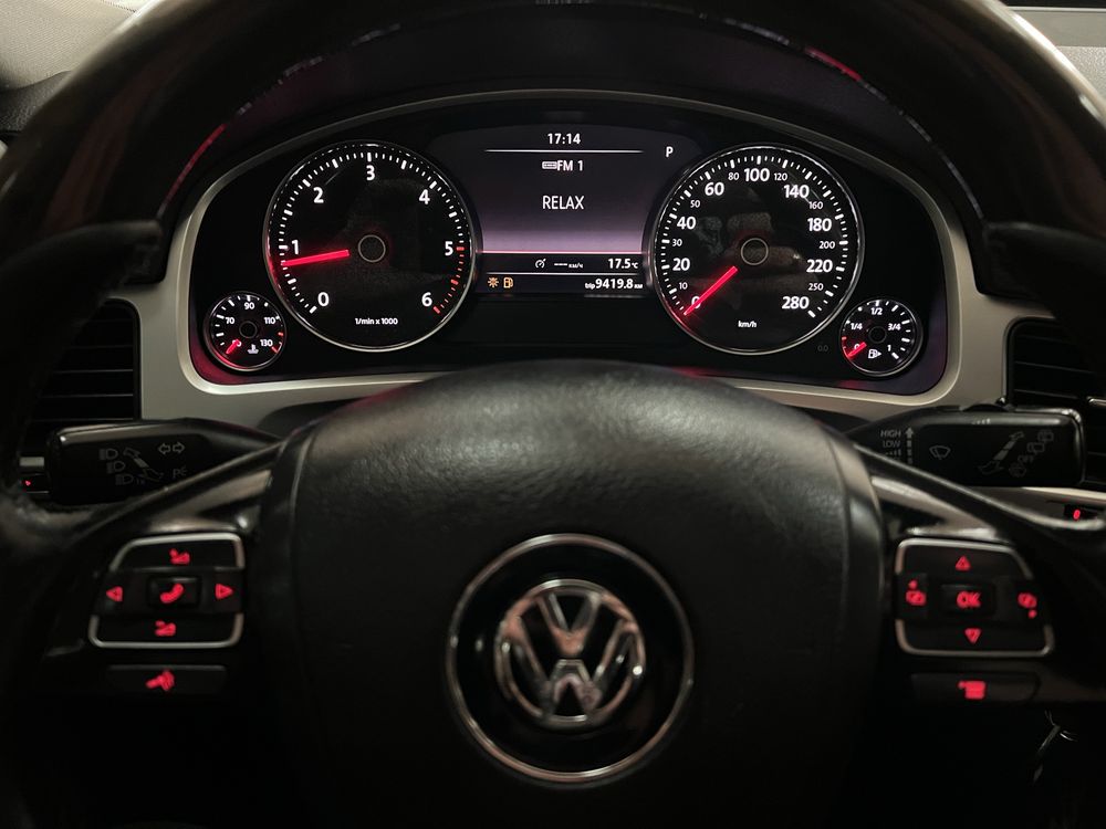 Volkswagen Touareg 4MOTION 3.0TDI V6 8АКПП 2011 р.в. (240 к.с.)