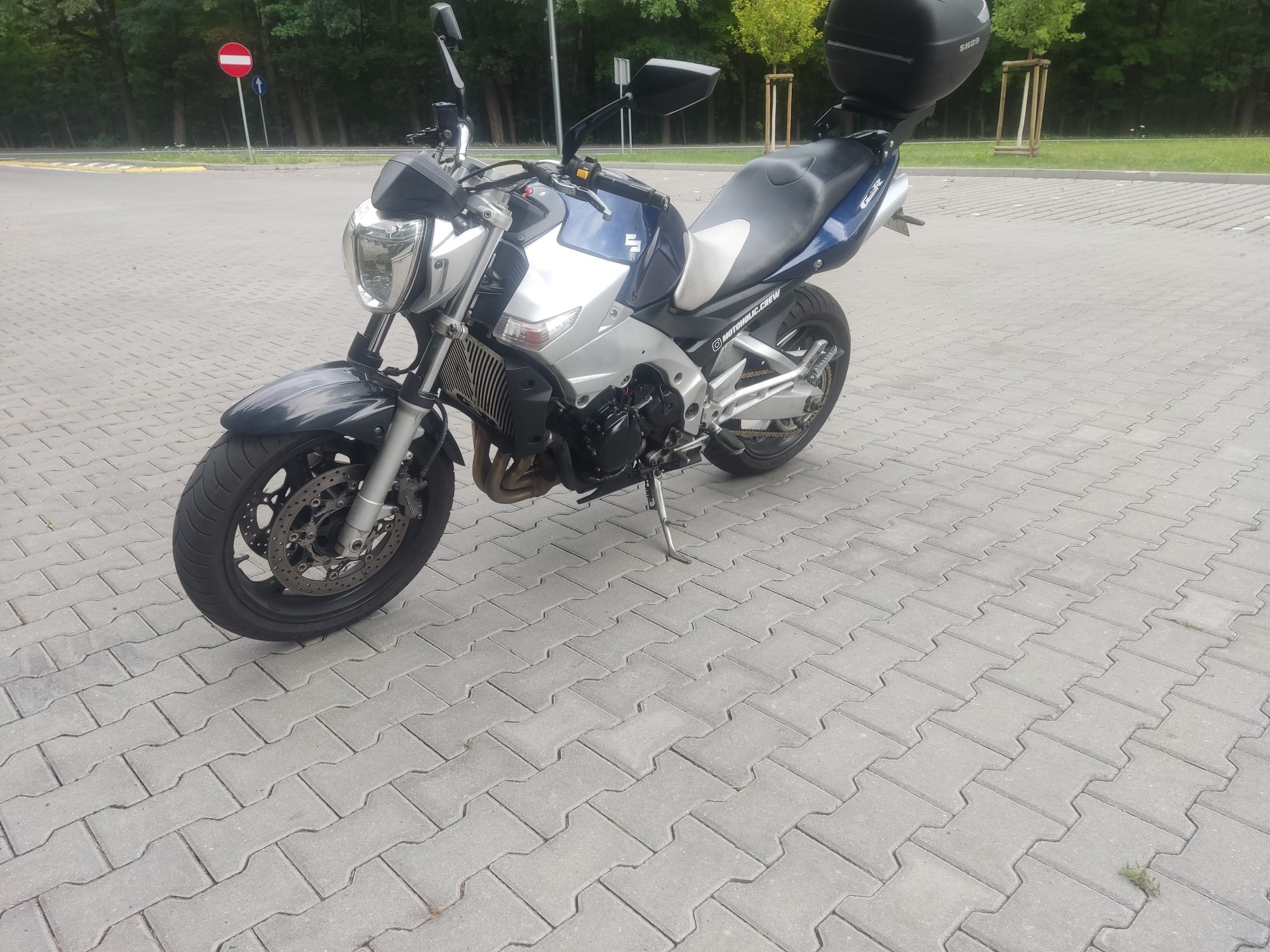 Suzuki GSR 600  zamiana