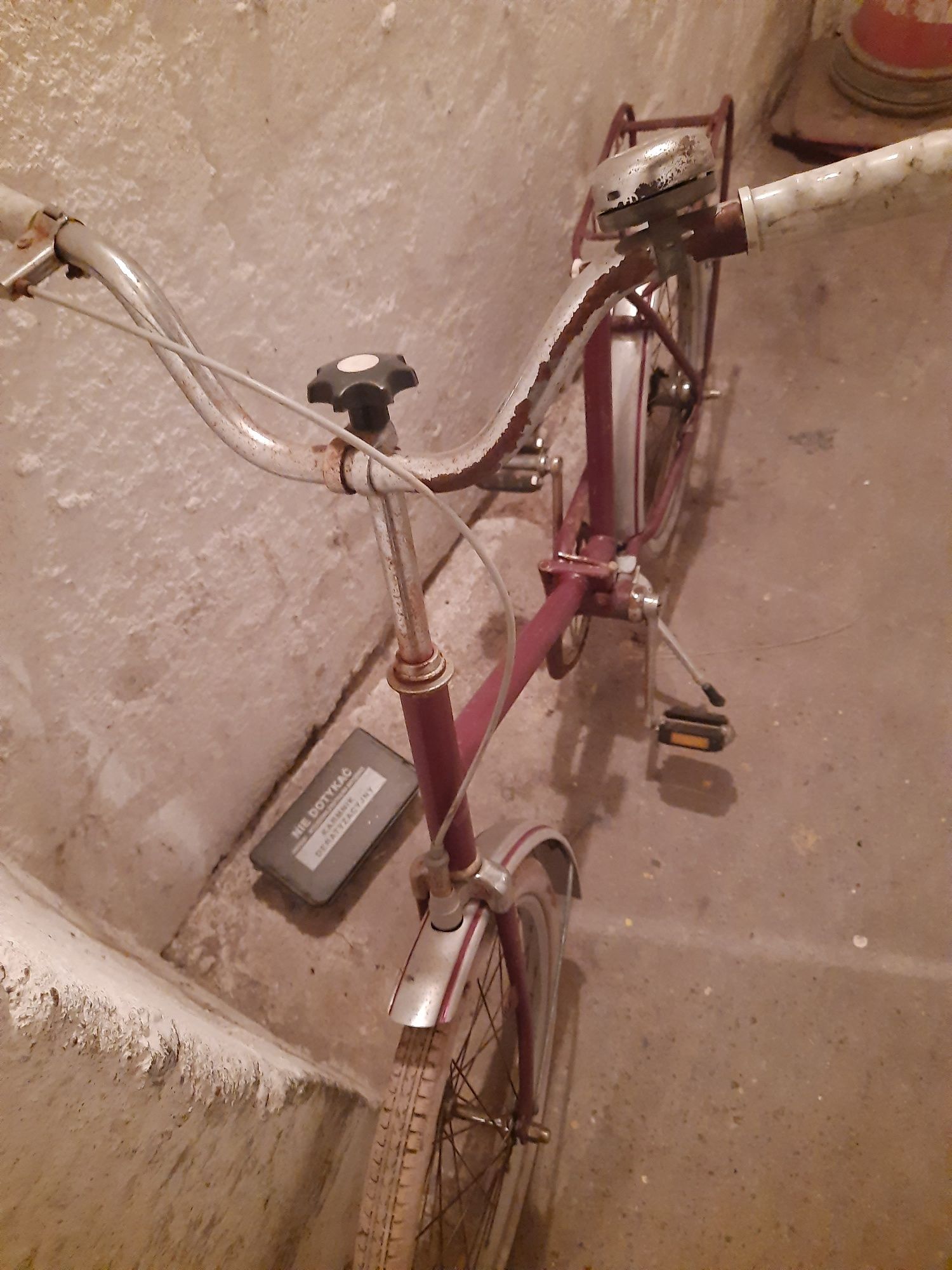 Stary rower skladak