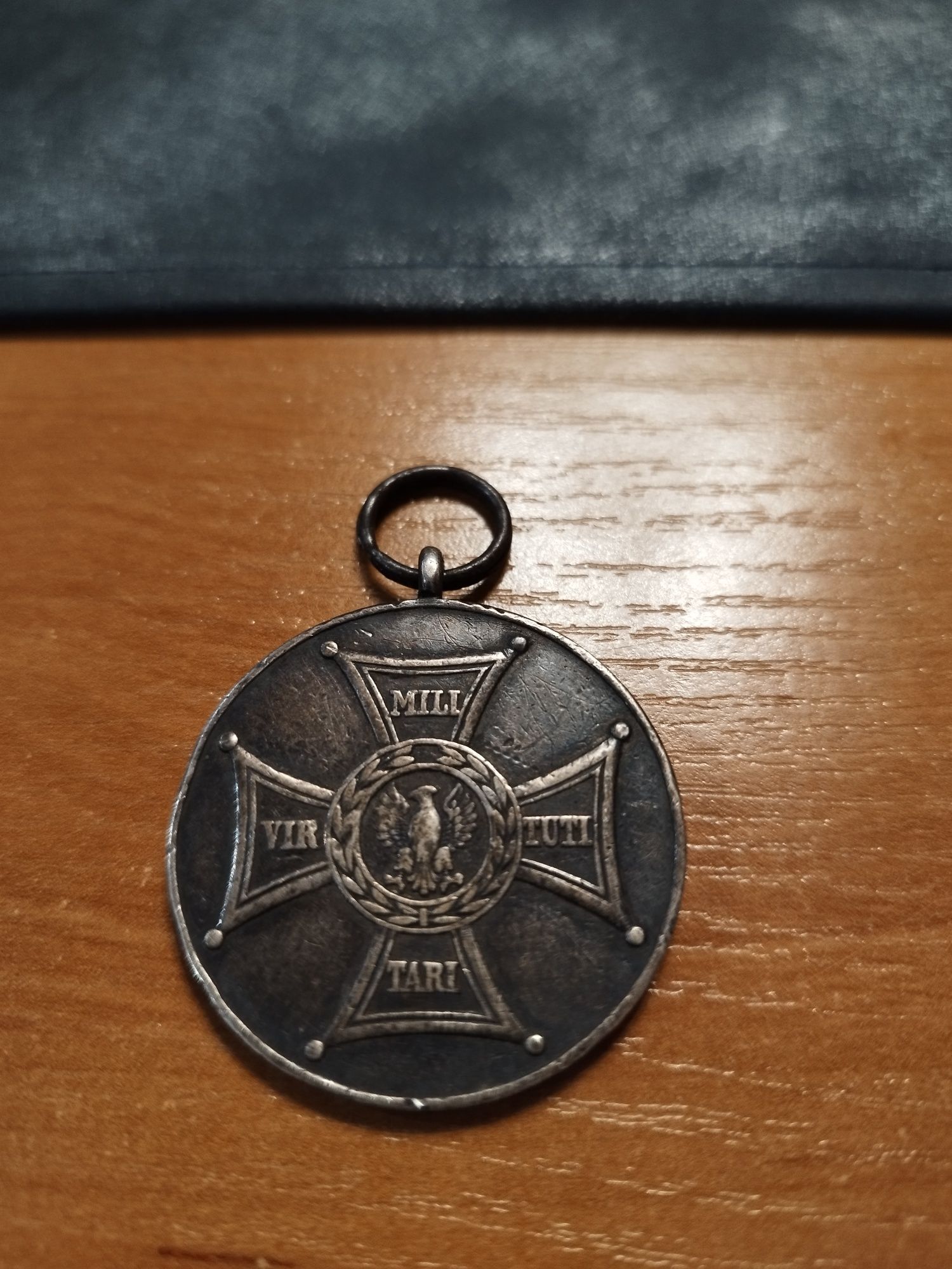 Medal zasłużonym na polu chwały z roku 1944