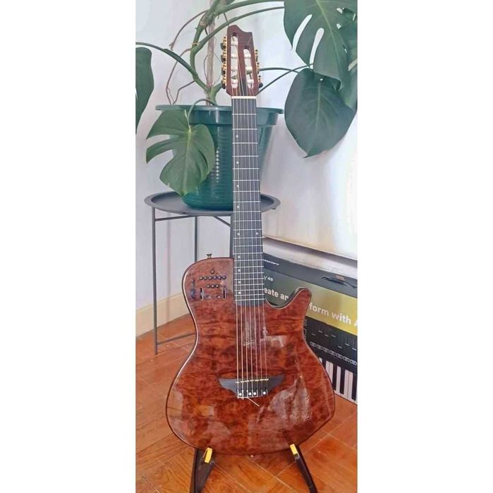Guitarra Brasileira 7 cordas Caimbé (Violão de 7 cordas)