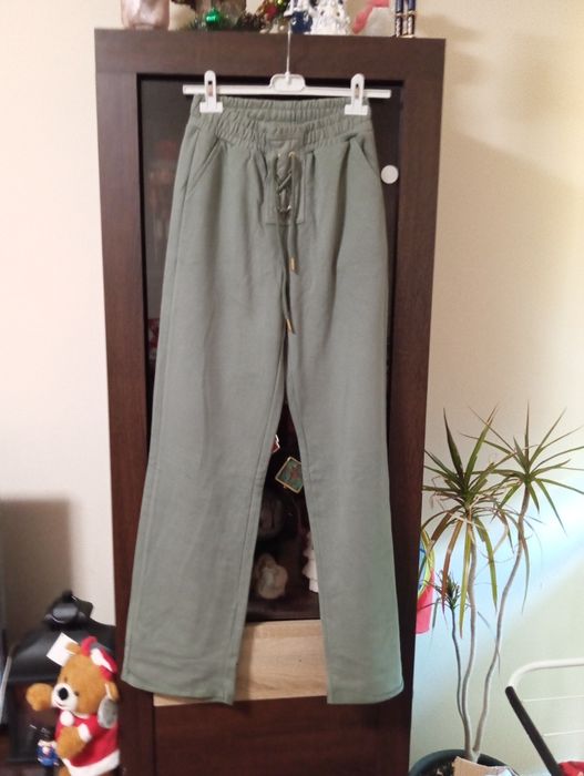 Okazja! Nowe spodnie dresowe. Megi. Rozmiar M. Zima