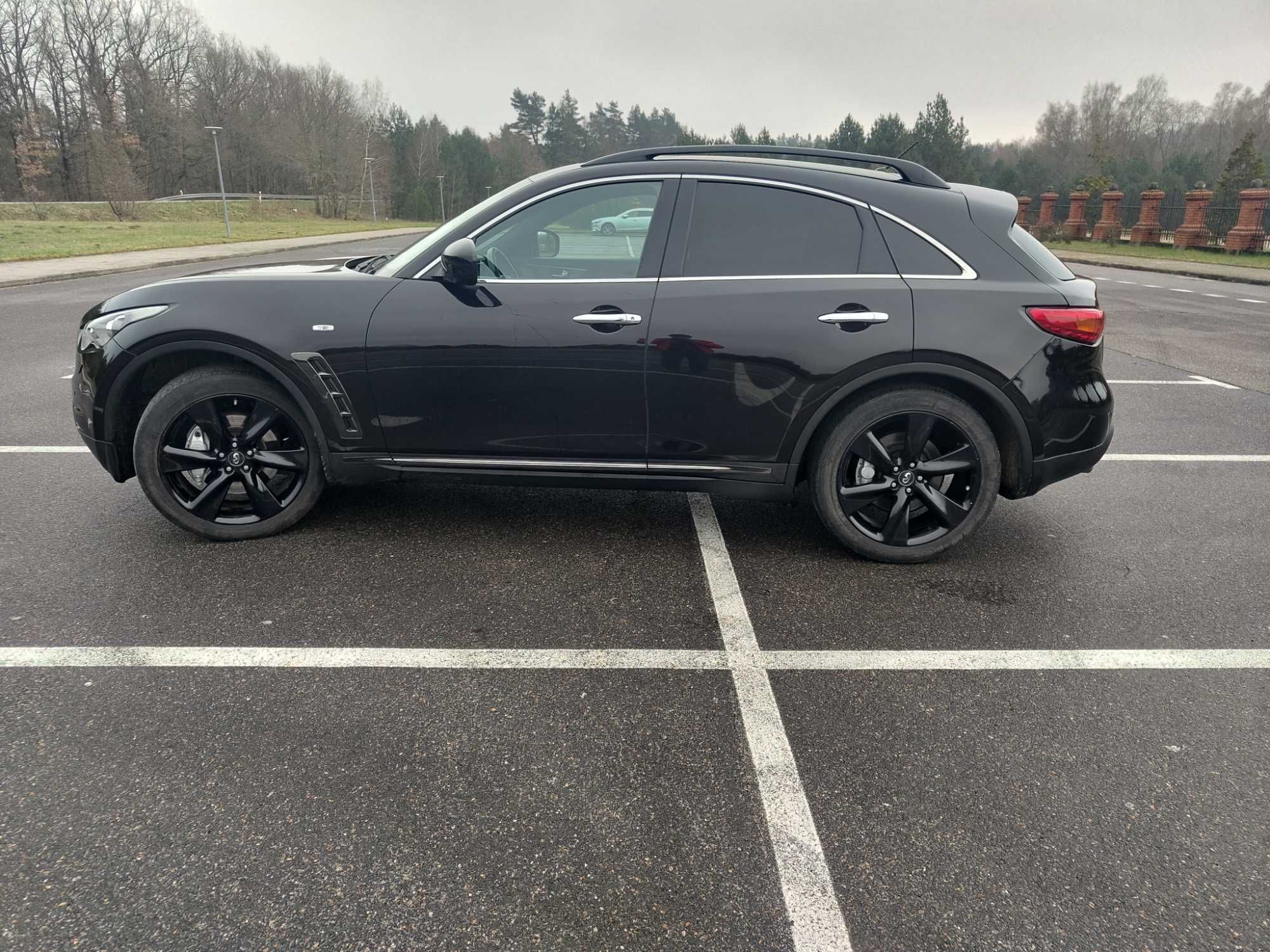 Infiniti QX70 3.0D