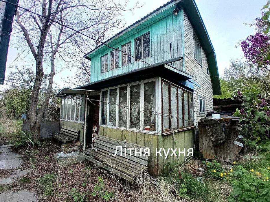 Продам жилий будинок з хозпобудовами та окремою банею в с.Ніжиловичі